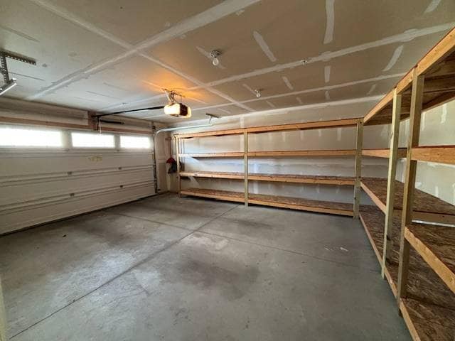 Building Photo - 140 Paddock Cir