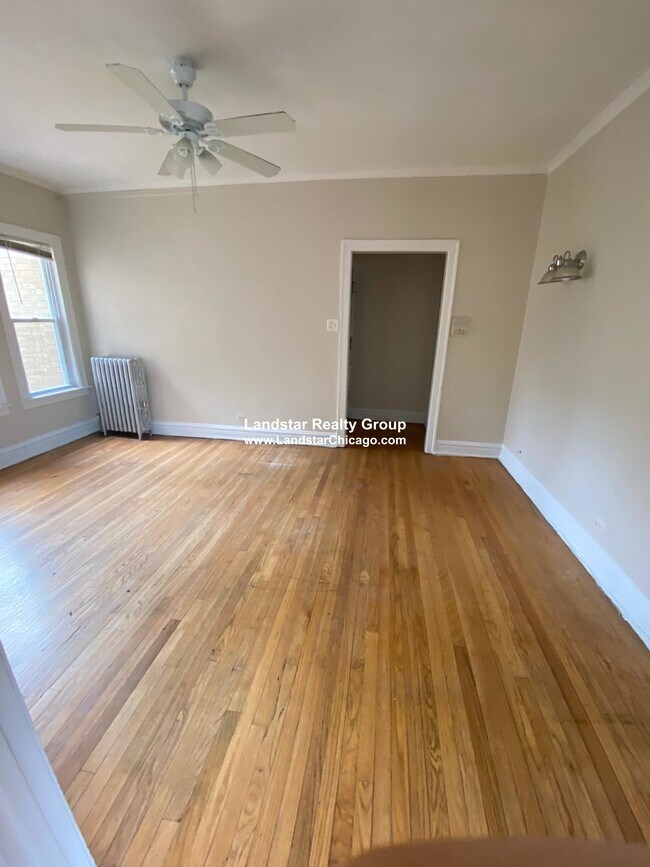 Foto del edificio - 4933 N Whipple St