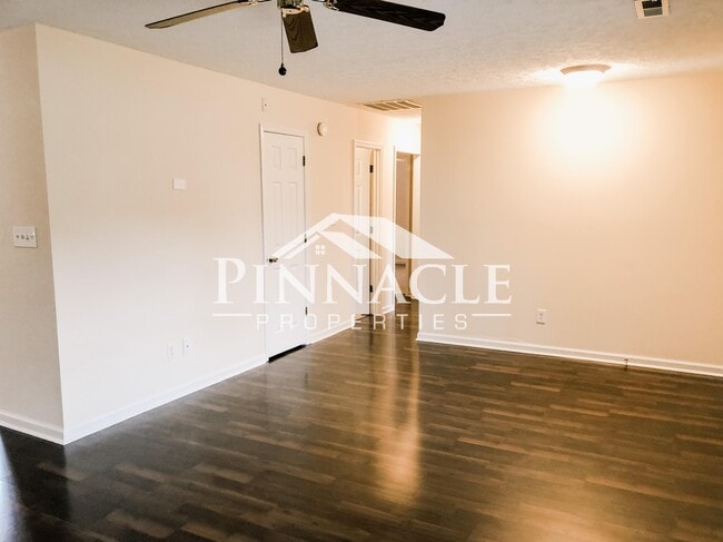 Building Photo - 237 Alta Ln