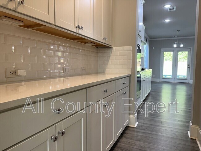 Building Photo - 5145 Explorer Ln