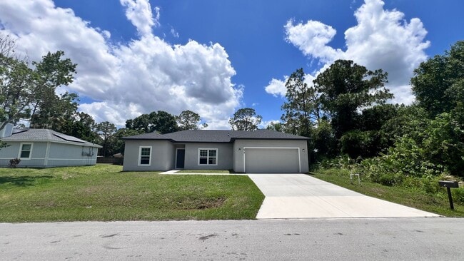 Building Photo - GORGEOUS Bedroom, 2 Bathroom Home in Palm ...