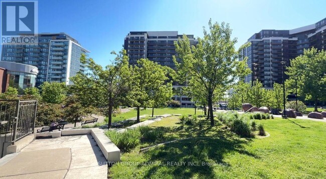 Building Photo - 55 De Boers Dr