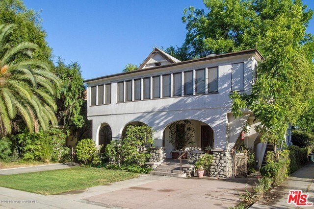 Primary Photo - 1115 Hope St