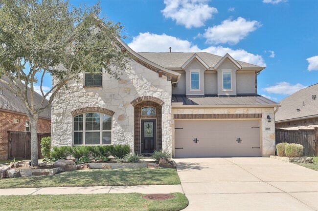 Building Photo - 2215 Tonkawa Trl