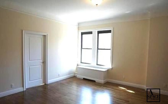 Building Photo - 207 West 85th Street