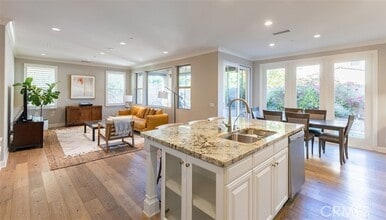Building Photo - 70 Somerton