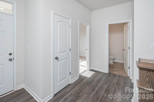 Building Photo - 1014 Hanover Crossing Dr