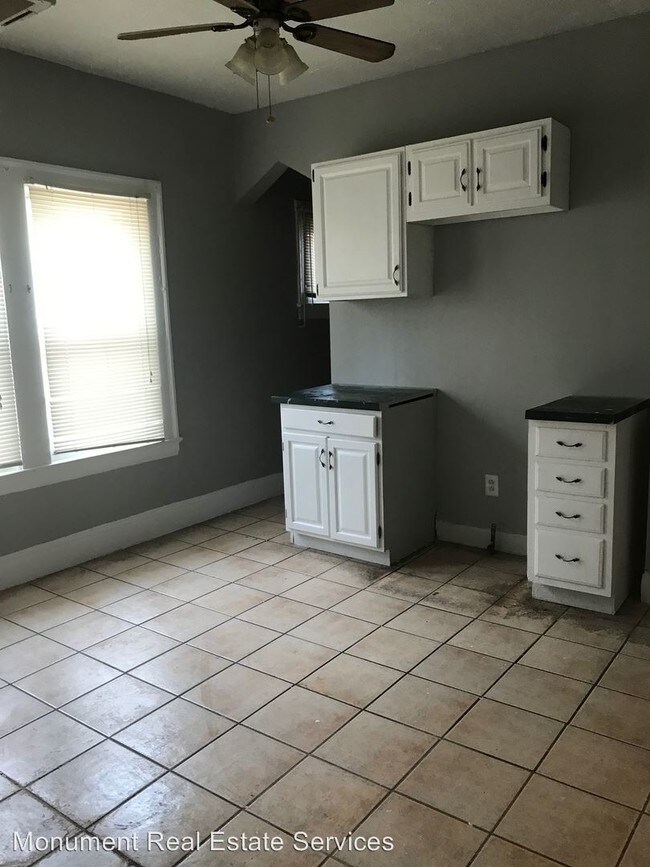 Building Photo - 3 br, 1.5 bath House - 9904 Raymond Ave
