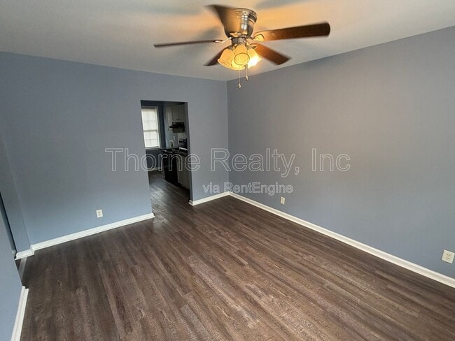 Foto del edificio - 704 Pinehaven Dr