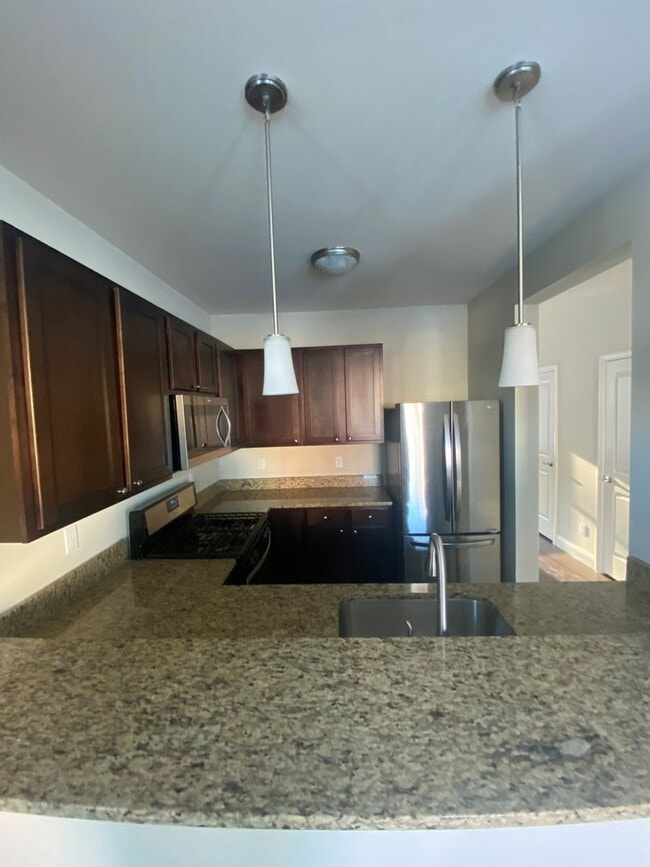 Building Photo - 243 Bayberry Cir