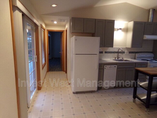 Foto del edificio - 711 N Morrison Rd