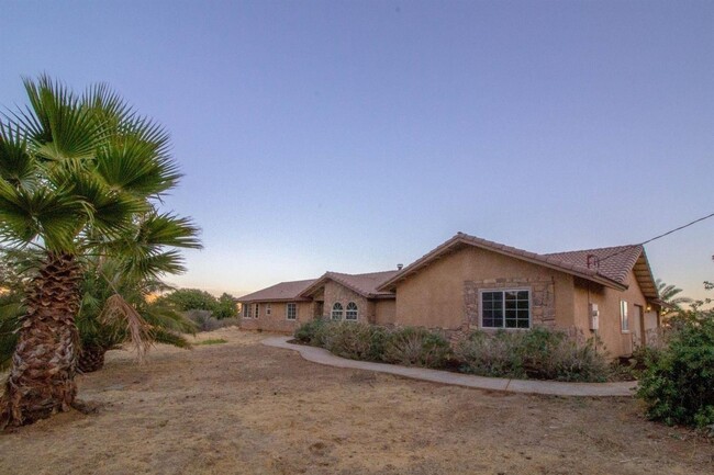 Building Photo - 5 br, 4 bath House - 21284 Hidden Lake Blvd