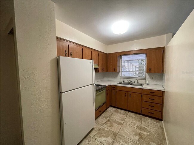 Foto del edificio - 321 35th Ave N