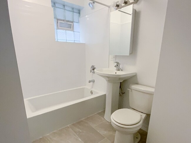 Foto del edificio - 2903 N Clark St