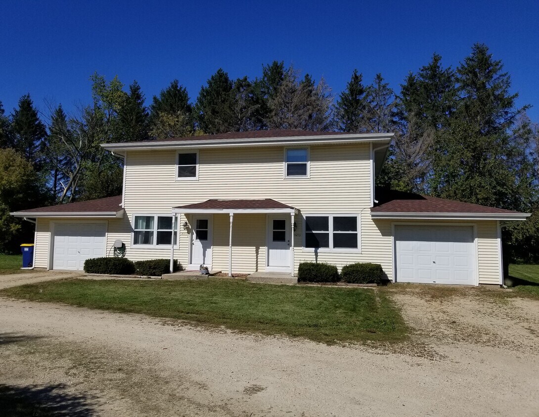 14253 is on the right - 14253 Talcott Dr