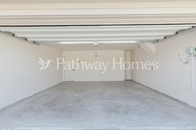 Foto del edificio - 1032 Sleepy Owl Ln