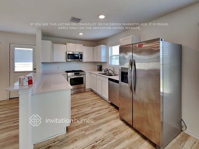 Building Photo - 24127 Mustang Run Dr