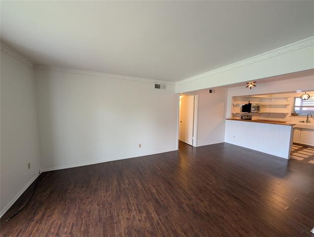 Building Photo - 4715 Skillman St