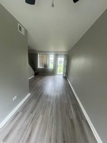 Foto del edificio - $ 299 Move-in Promotion Charming 2 Bed Apa...