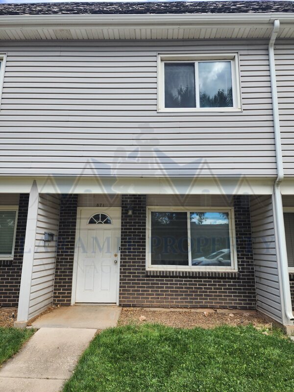 Building Photo - 871 N 8th St