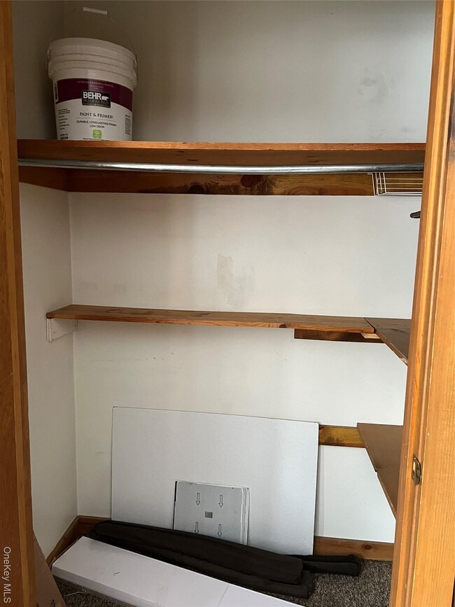 Foto del edificio - 1225 NY-9G