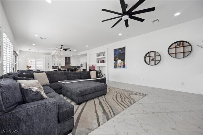 Foto del edificio - 750 Vortex Ave