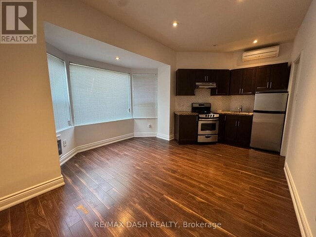 Building Photo - 141 Admiral Rd