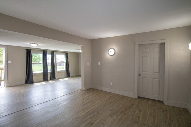 Building Photo - 3804 18th St