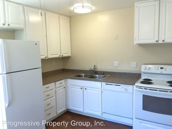 Building Photo - 155 Nova Albion Way