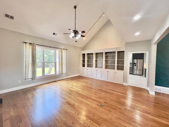 Photo - 1155 River Oak View Dr House