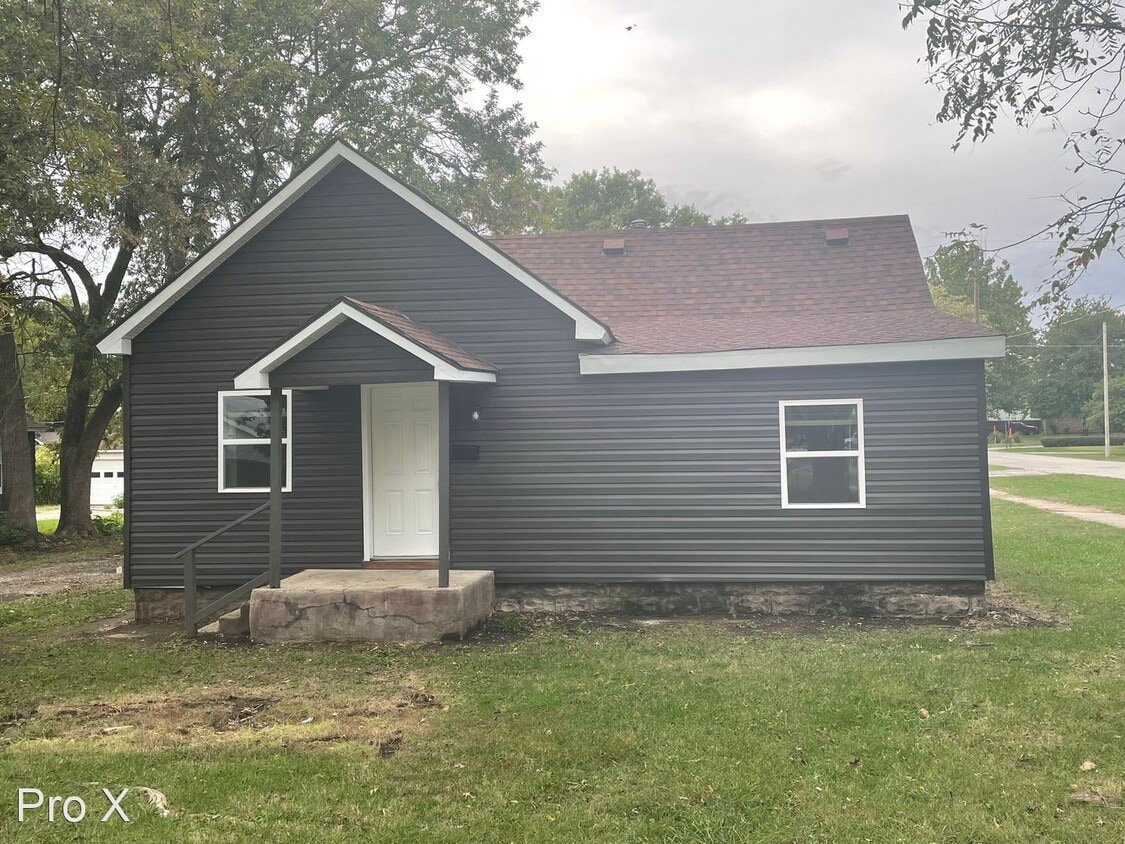 423 E Madison St, Pittsburg, KS 66762 House Rental in Pittsburg, KS