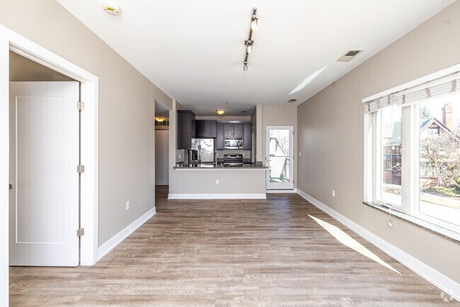 1BR/1BA - Living Room - Flats 1809