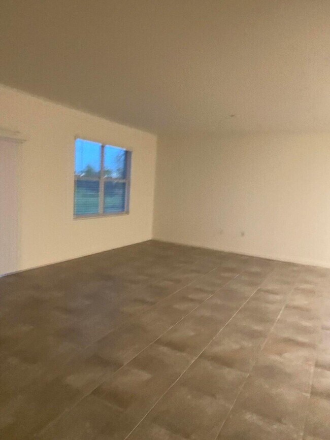 Building Photo - 11011 Pacini Wy