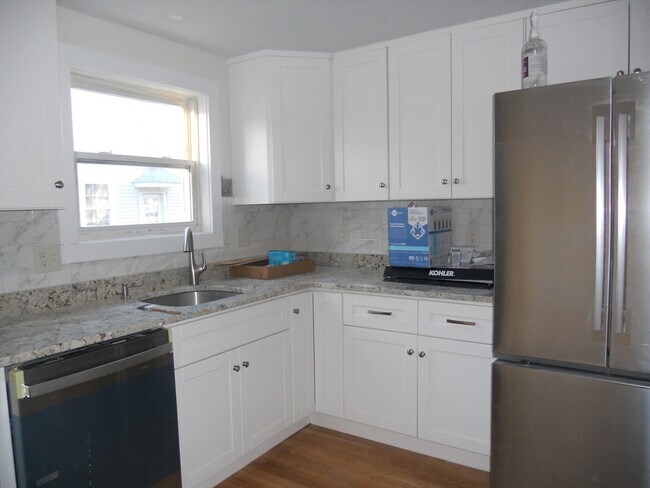 Building Photo - 19 Brackett Rd