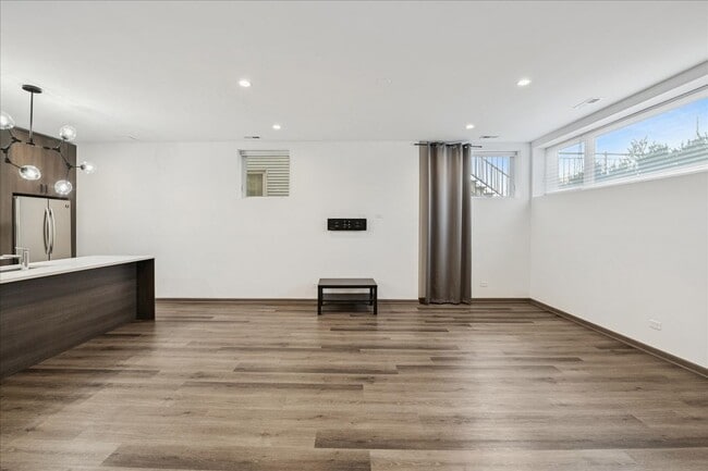 Foto del edificio - 4321 N Cicero Ave