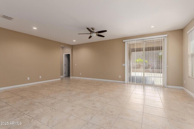 Building Photo - 10743 W Bronco Trail