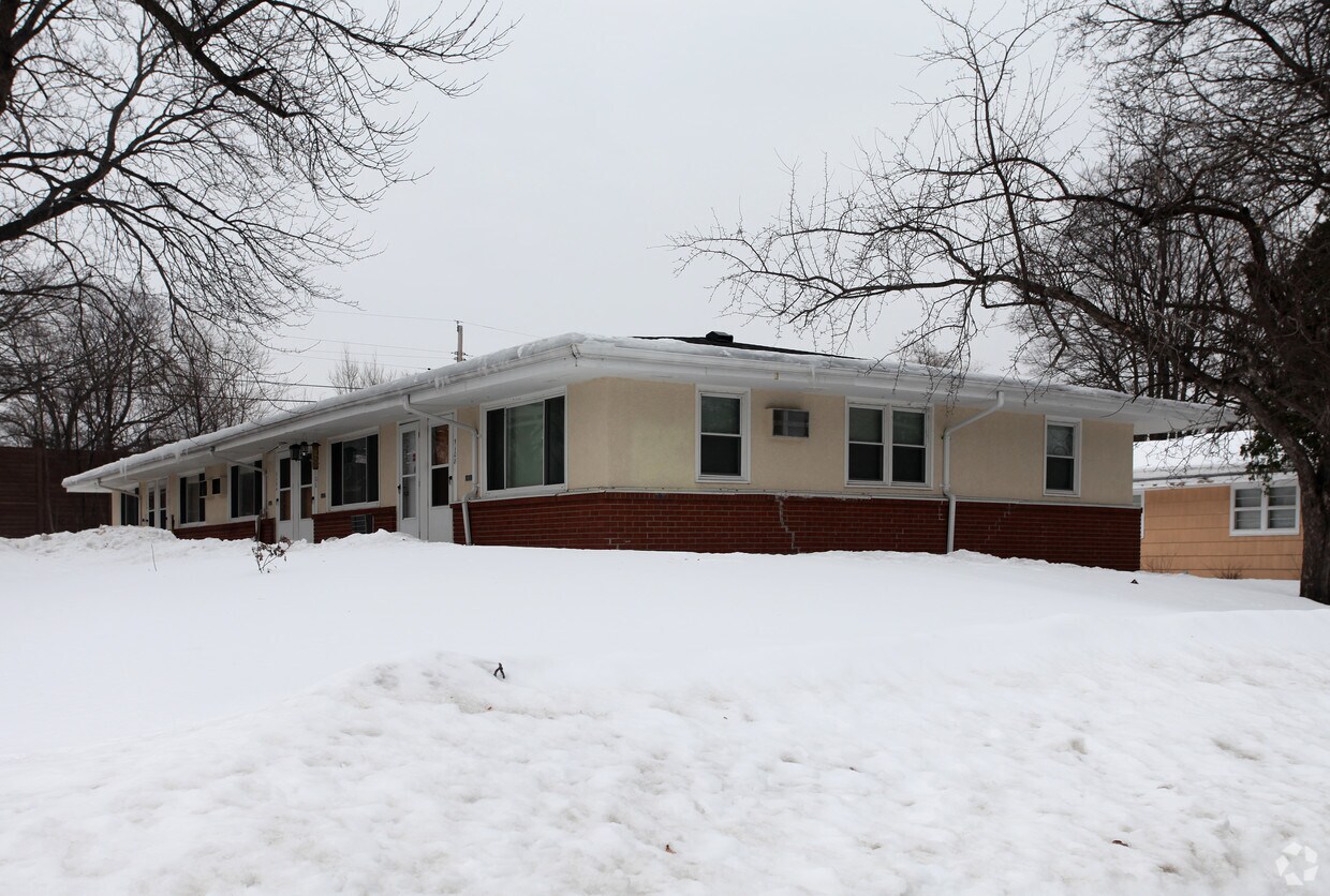 Primary Photo - 5100-5108 Horizon Dr
