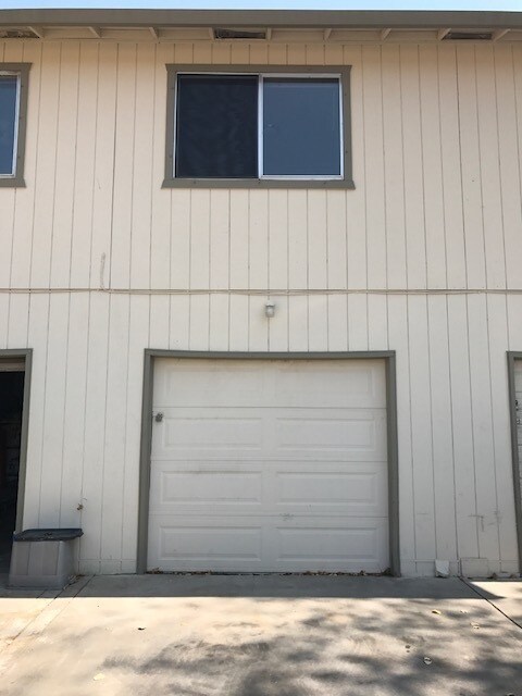 Building Photo - 2395C Camanche Rd