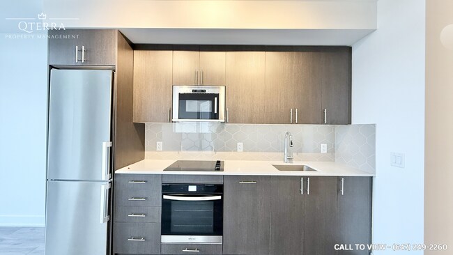 Photo du bâtiment - 2545 Simcoe St N