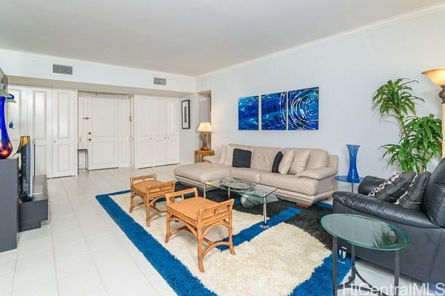 Foto del edificio - 4999 Kahala Ave