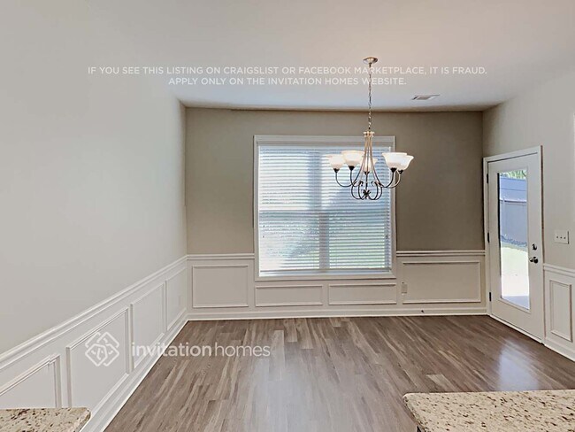 Foto del edificio - 9049 Lexington Ct