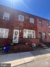Building Photo - 1124 Mercy St