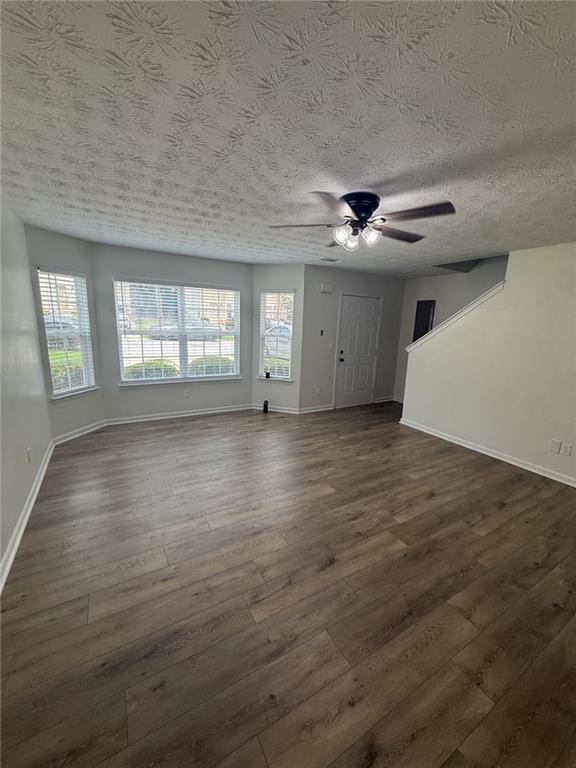 Foto del edificio - 3001 Fields Dr