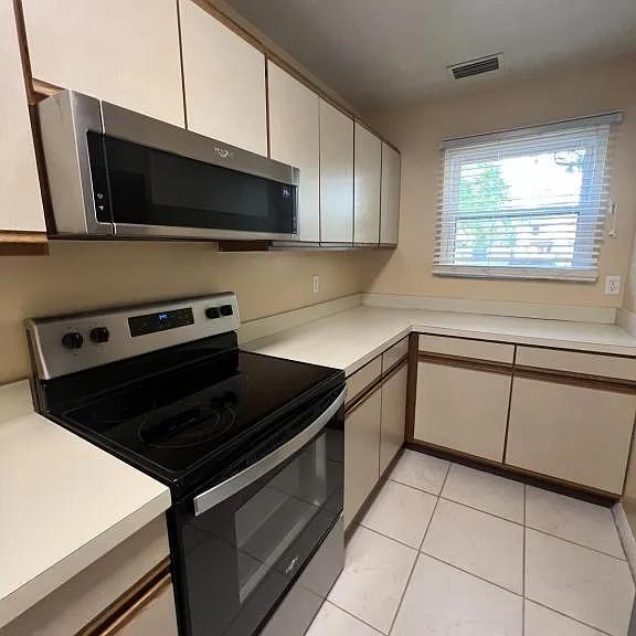 Building Photo - 3427 Joe Murell Dr