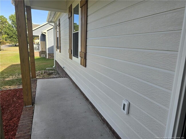 Building Photo - 625 Winthrop Ct