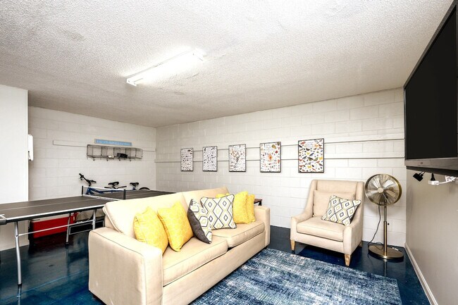 Building Photo - 22 Moreno Point Rd