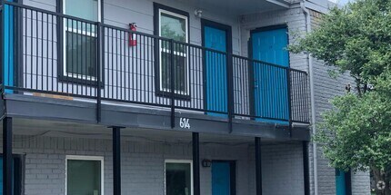 Building Photo - 612 Londonderry Ln