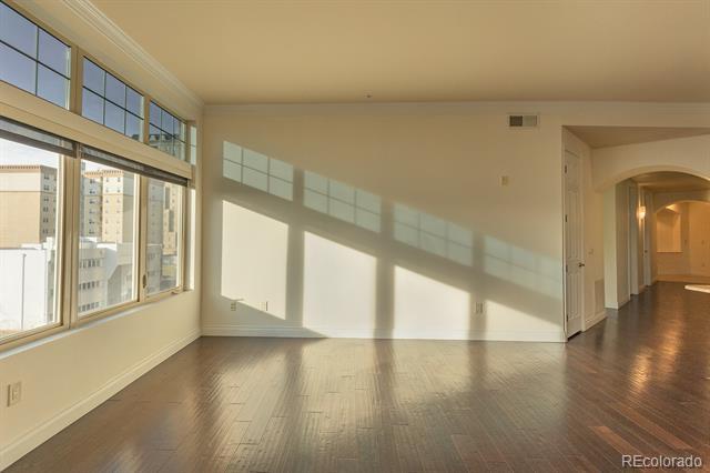 Building Photo - 1120 Delaware St