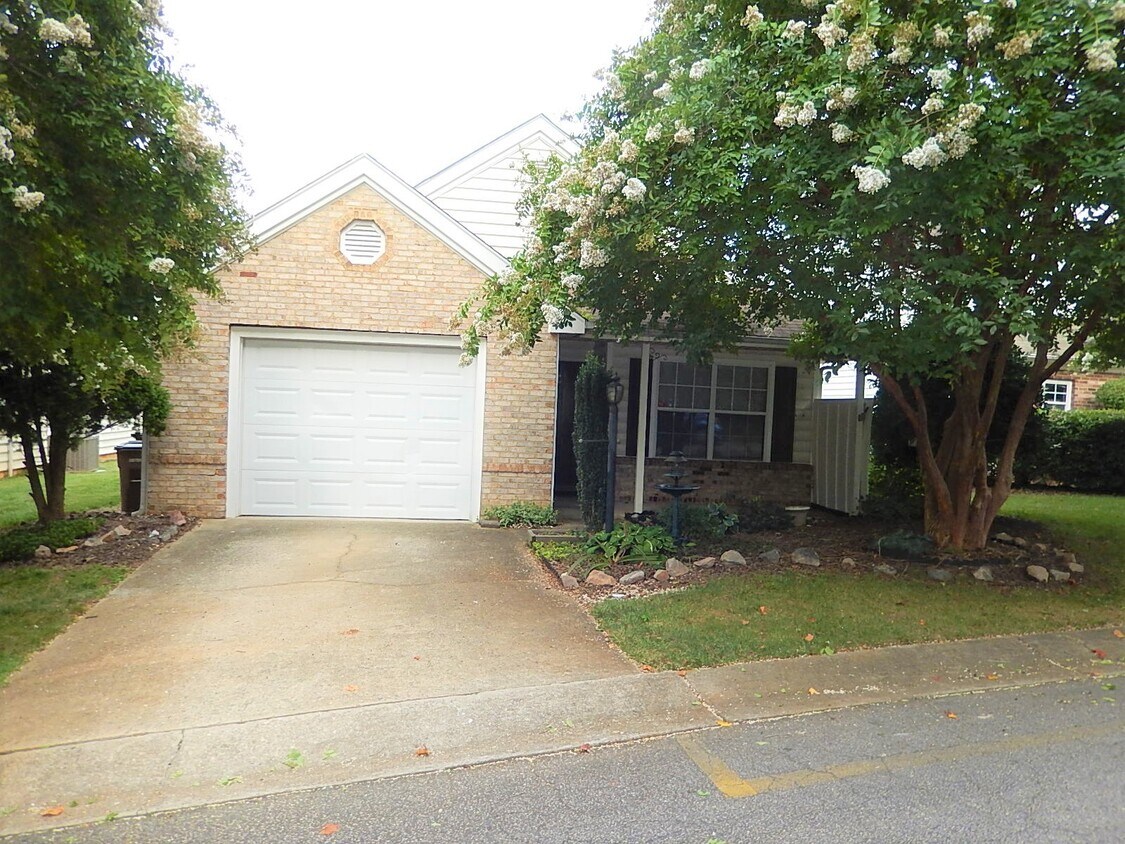 Primary Photo - 1454 Cimarron Pkwy