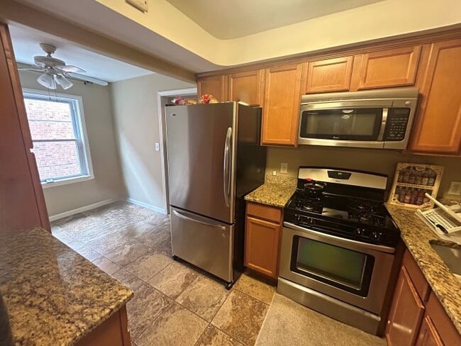 Photo - 2668-2672 Mayfield Rd (Cleveland Heights, OH) Apartments